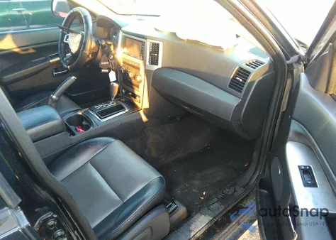 2009 Jeep Grand Cherokee Laredo z USA, uszkodzony, nr VIN 1J8GR48K49C530283